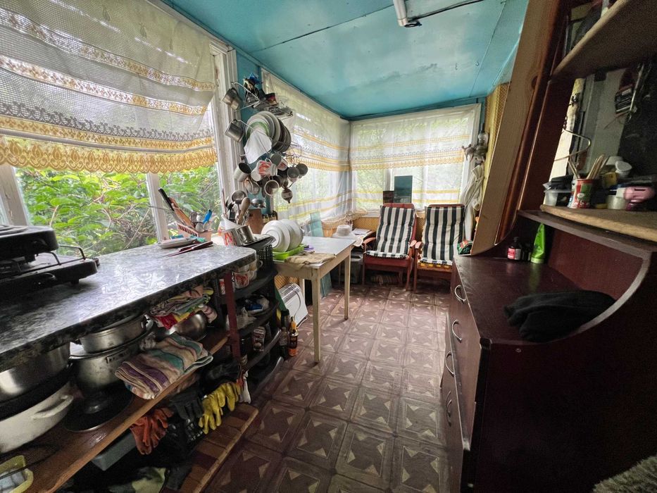 Дачний будинок в Буках