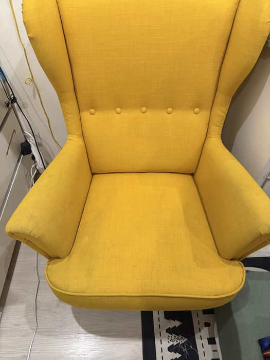 Cadeirão Amarelo Ikea