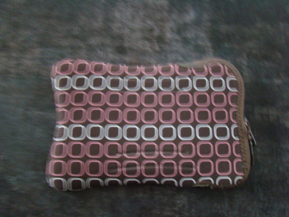 Etui na tablet 8 cali