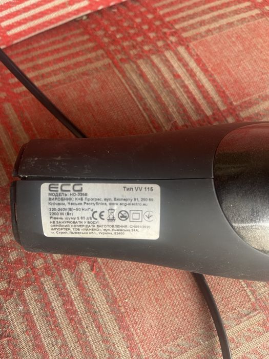 Продаю Фен ECG VV 115 2200w