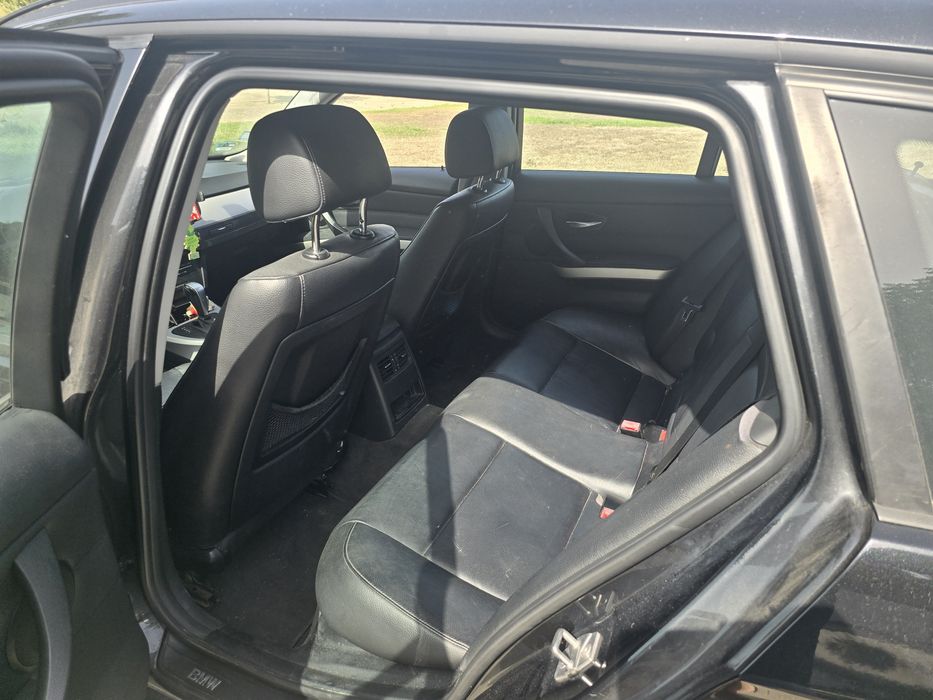 Bmw 320d de 2012 com muitos extras