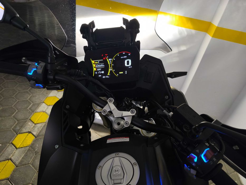 VOGE 525 DSX 2025 Como nova