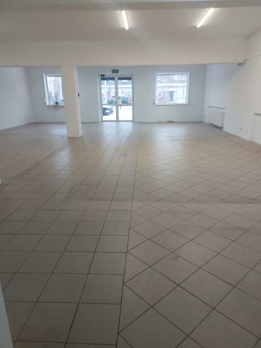 Do wynajęcia lokal 140 m2 handel/usługi (Zielonka k/Warszawy)