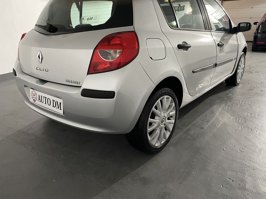 Renault Clio III/ 1.2 16V