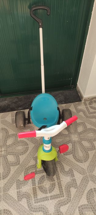 Triciclo criança