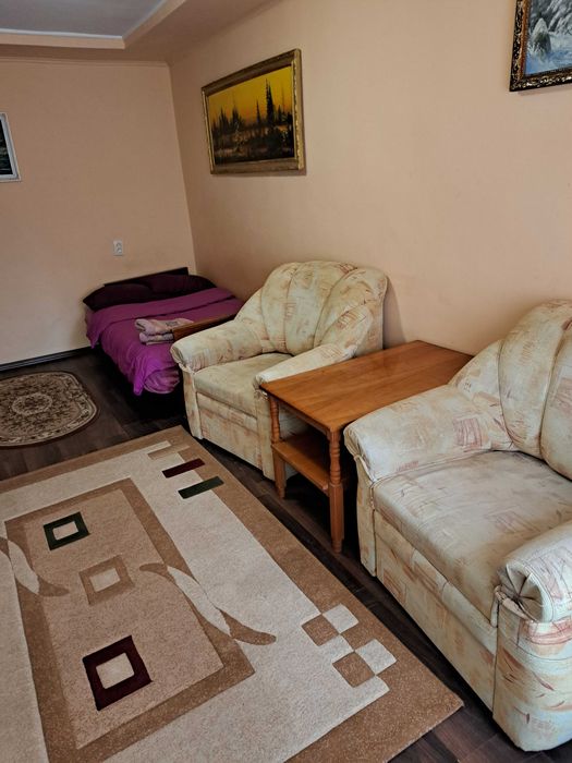 Вільно! Подобово. Пр. Свободи,37, 1-кімнатна. Поруч Обласної лікарні