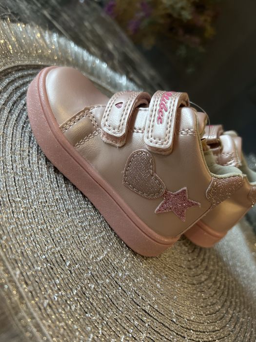 Półbuty dziewczęce botki