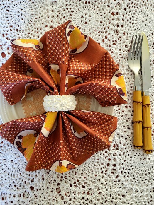 Скатертини ранери доріжки серветки