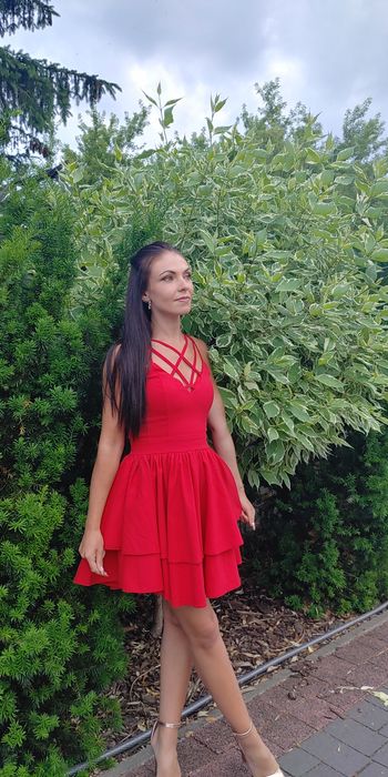 Czerwona sukienka