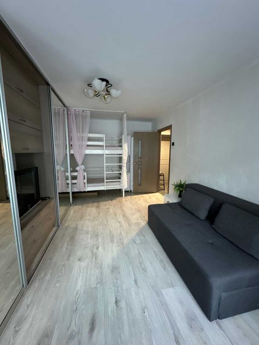 Здається в оренду 1-к квартира на вул. Тичини