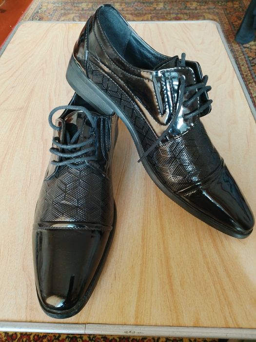 Туфли лаковые мужские