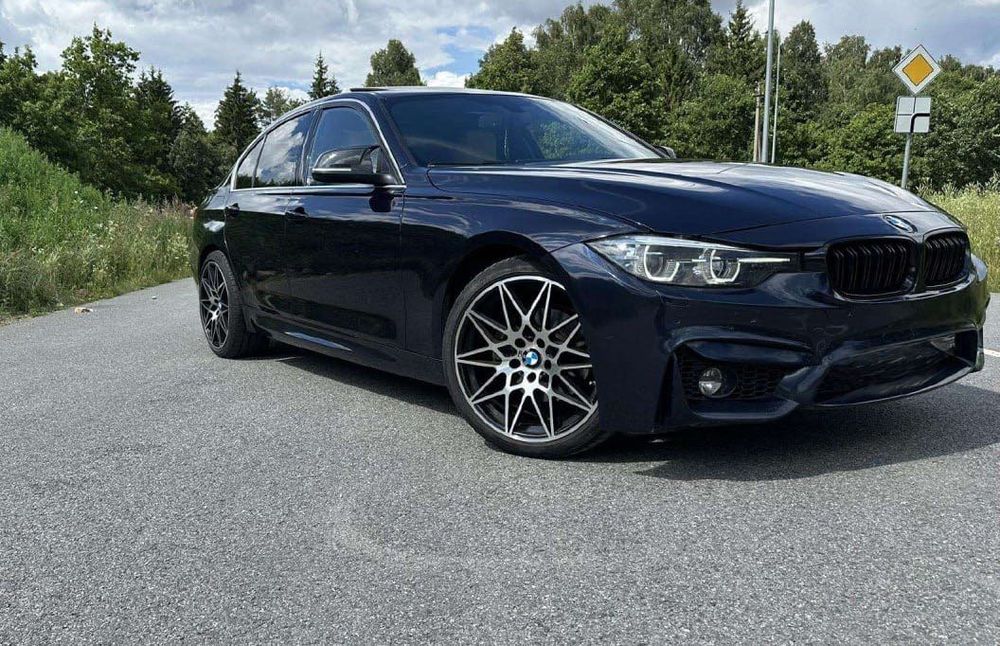 BMW 330, 2017, 2.0