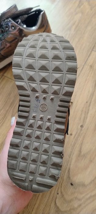 Кросовки на девочку
