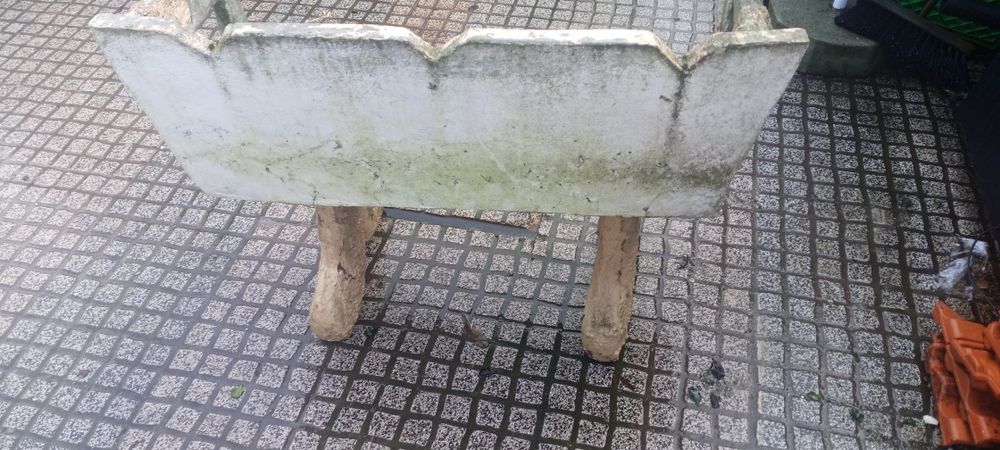 vendo. banco rustico