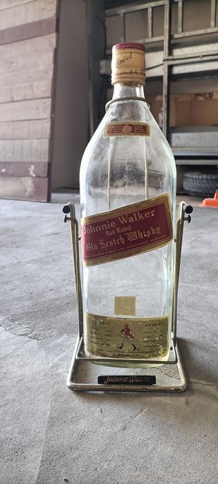 Garrafa antiga Johnnie Walker