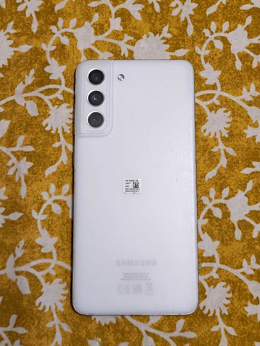 Samsung S21 FE 256GB / 8GB RAM Branco