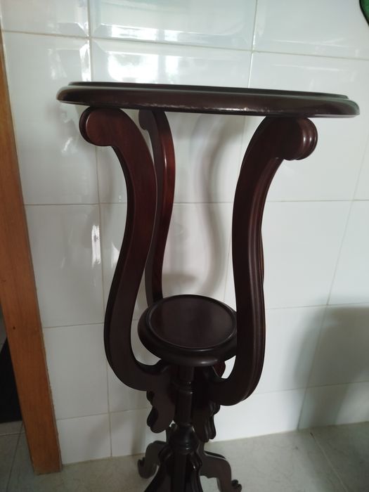 Floreira pé alto