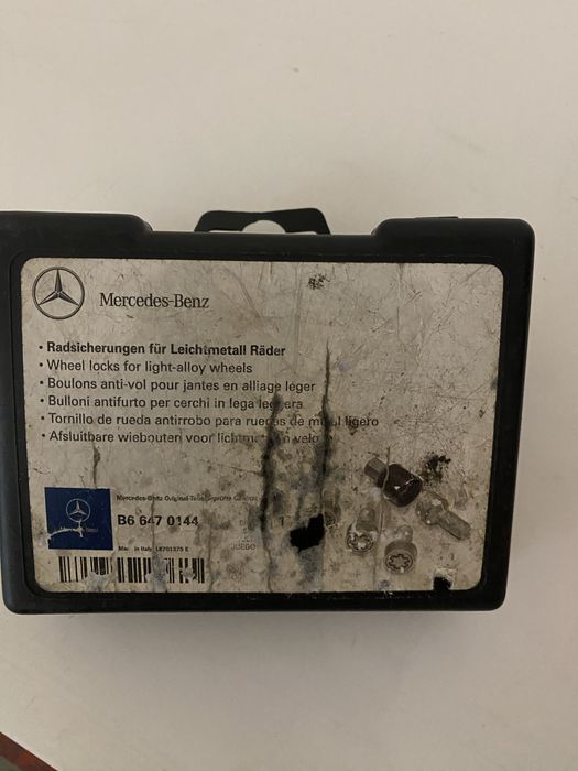 Продам болти колісні та фільтр mercedes-benz w219 5.0 бензин