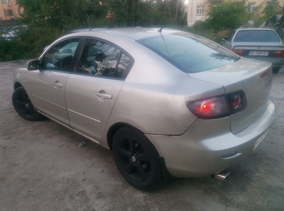 Мазда 3 бк (навчальна)