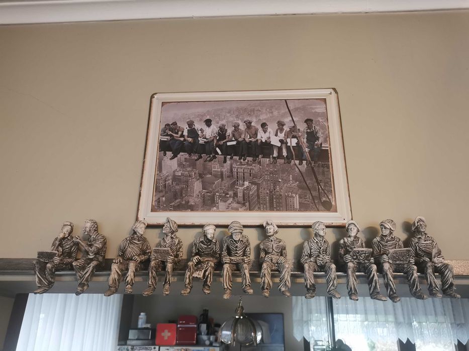 Lunch na Manhhattanie, figurki, jedyna takie na polskich aukcjach