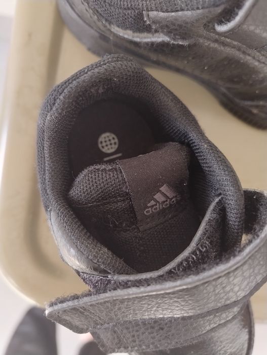 Buty adidas 23 stan bardzo dobry