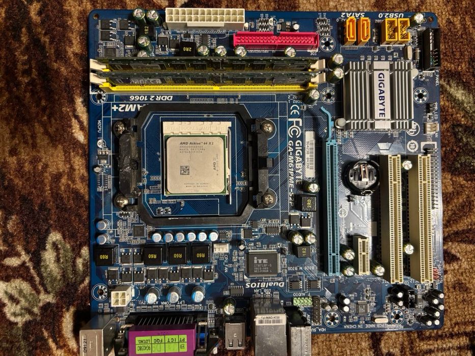 Gigabyte GA-M61PME-S2 з чипсетом NVIDIA GeForce 610