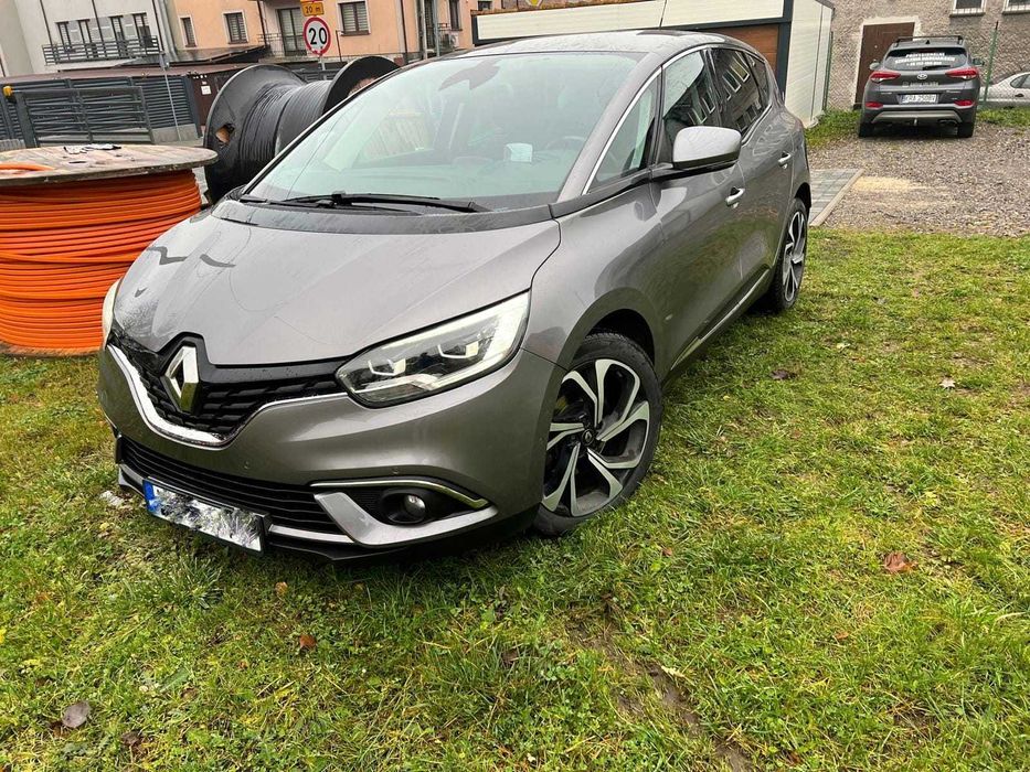 Renault Scenic, niski przebieg, 2019 r.