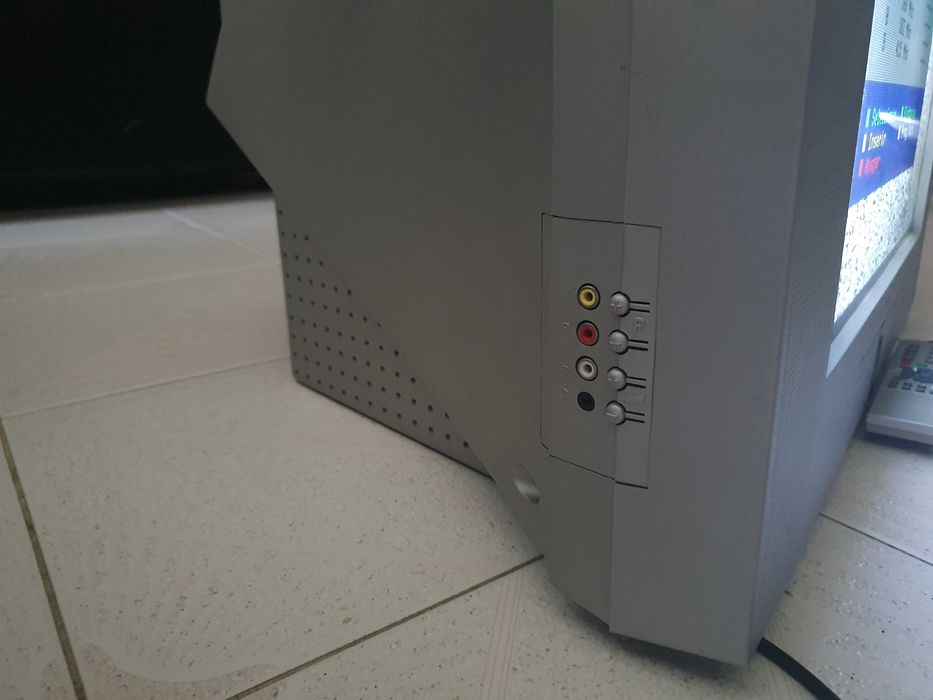 TV Worten Neoflat II TF55 - 4:3, 55cm, Stereo AV