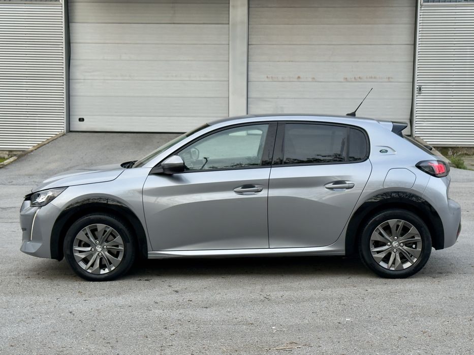 Peugeot E-208 ALLURE 50 KWH 136cv C/IVA