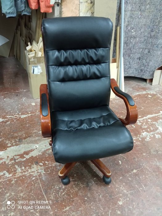 Перетяжка и ремонт офисных кресел стульев .мягкой мебели. - Інші ...