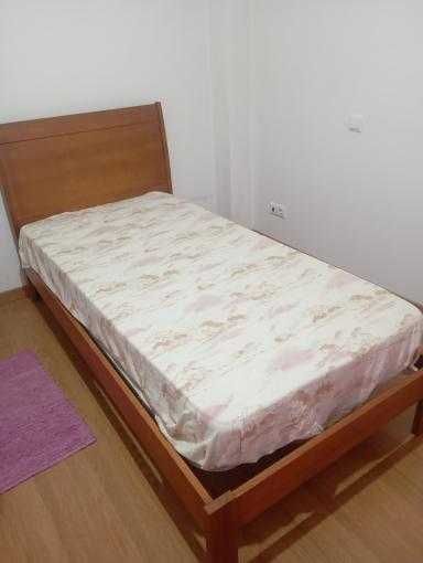 Cama + colchão de solteiro
