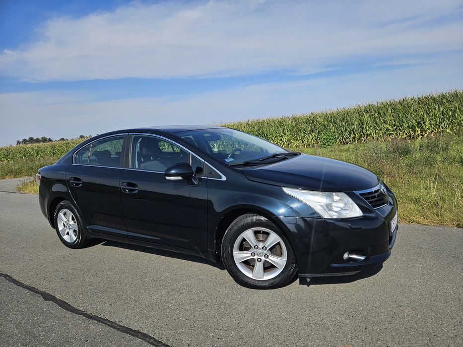 Toyota Avensis Salon Polska Benzyna Super Stan Okazja