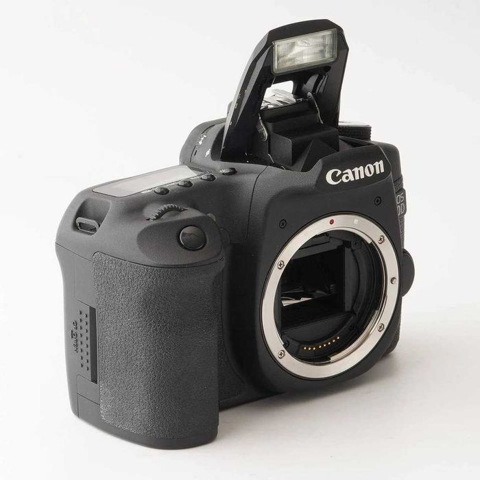 .Canon 50D c/ 4200 cliks +Canon EF 35-80mm f/4-5.6 USM