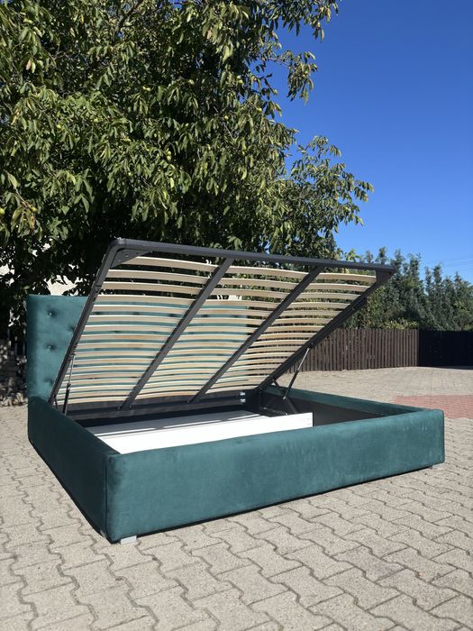 Łóżko 180x200 pikowane z pojemnikiem na pościel