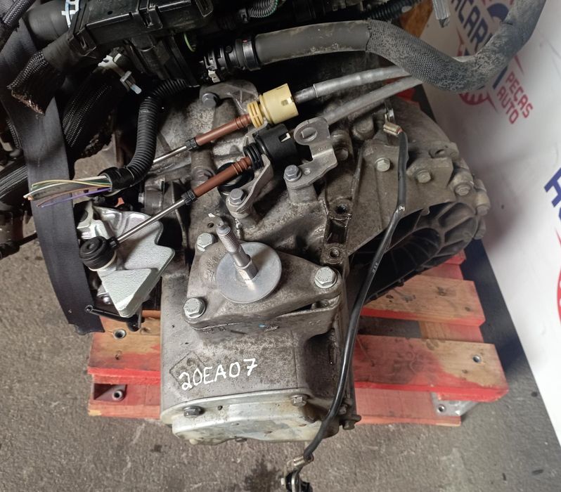 Caixa de Velocidades Peugeot 3008/5008/Citroen C4 1.6 Hdi Ref: 20EA07