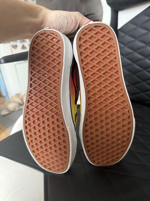 Vans płomienie trampki