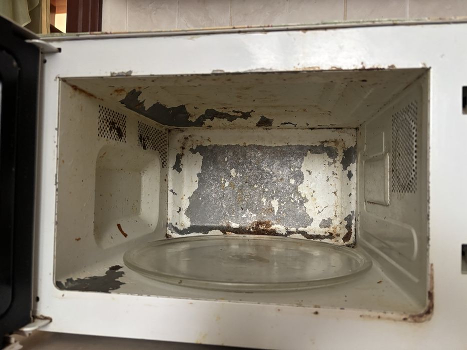 Мікрохвильова піч Samsung M1638NR