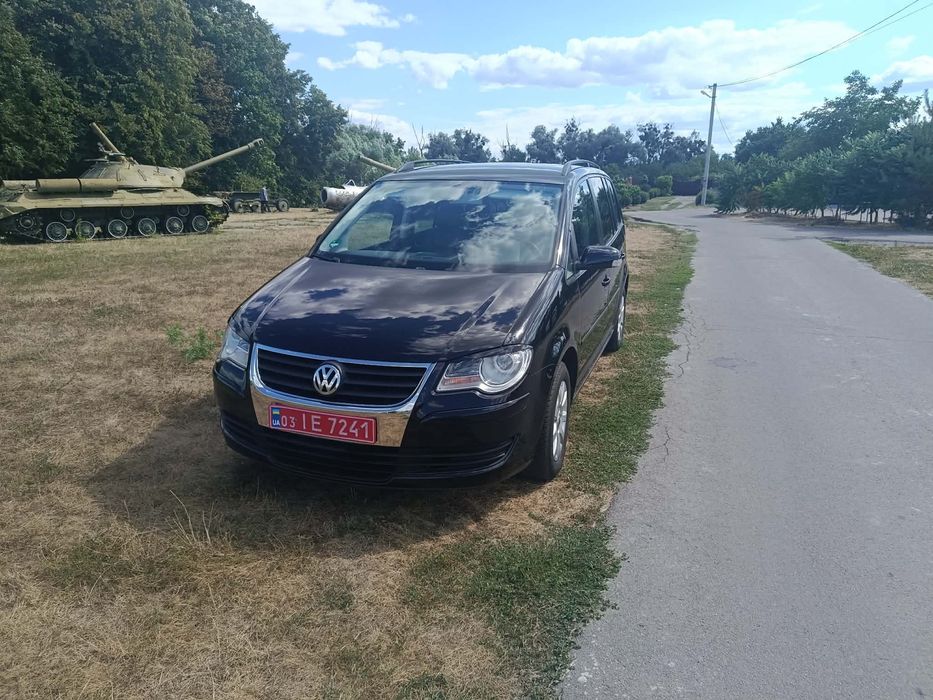 Volkswagen Touran