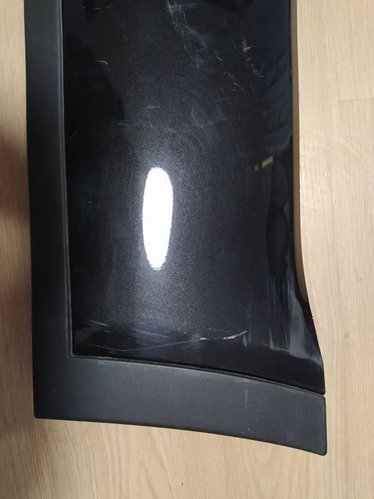 Молдинг задней двери Range Rover Evoque