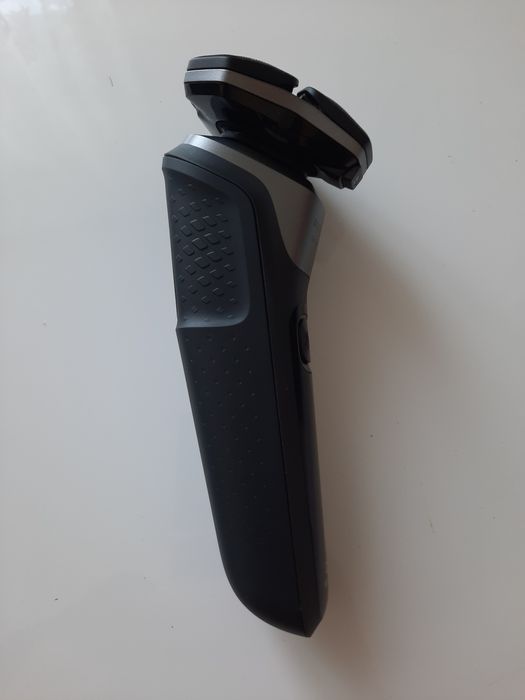 Электробритва Philips 5000