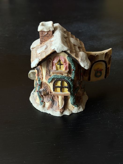 Stara figurka domek św. Mikolaja