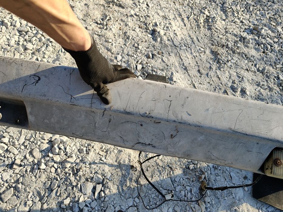 Zderzak fiat 126p Maluch tył