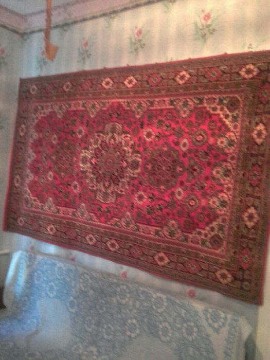 Продам ковры в хорошем состоянии