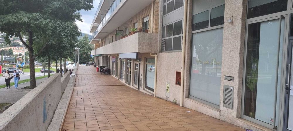 Espaço comercial 133m2 Junto à Universidade do Minho-Gualtar