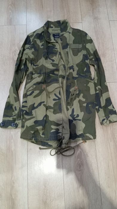 Kurtka Bershka w bardzo dobrym stanie