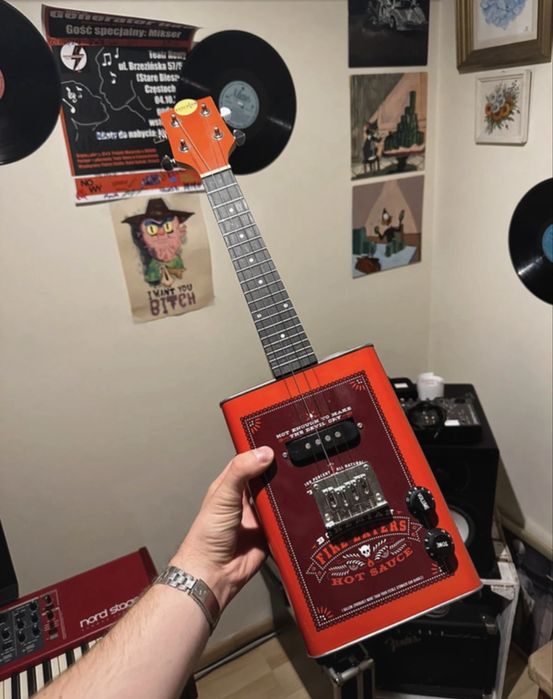 Ukulele elektryczne Bohemian