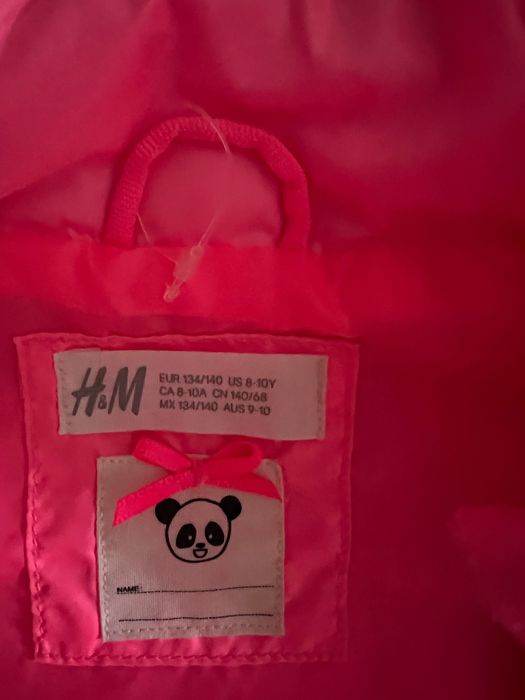 Нова жилетка Н&М 134-140см, 820гр