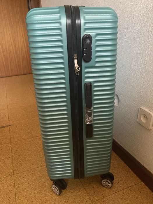 Mala de Porão 28x45x74 (nova)