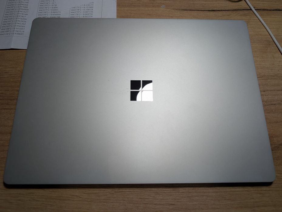 Microsoft Surface Laptop 2, 8/256 б/в