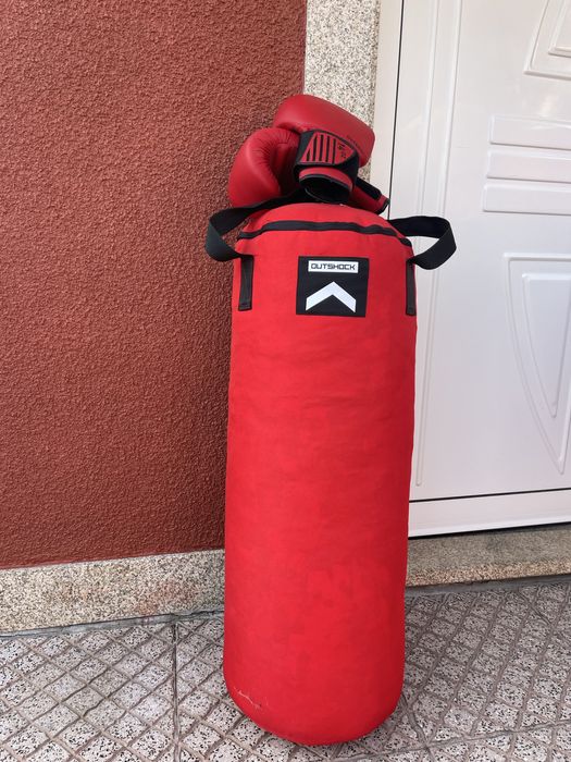 Outshock saco de boxe 14Kg